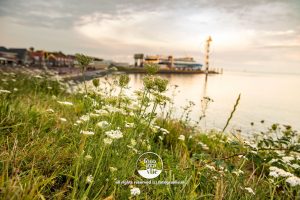 Oost Vlieland veerboot veerdam haven waddenzee zonsondergang Vlieland foto - fotograaf vlieland - portfolio fotogravlie